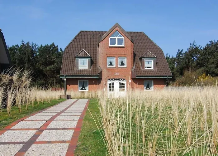 Luv &amp Lee, Whg 8 Westerland